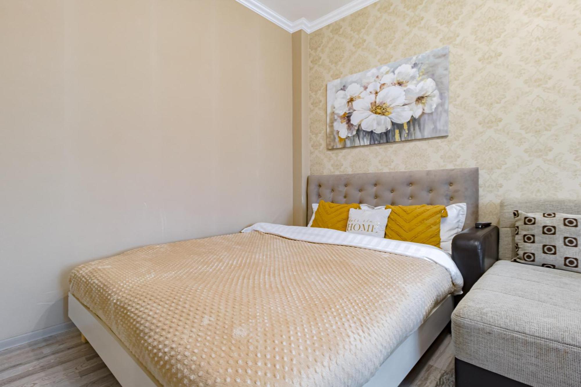 Просторная Квартира В Expo Boulevard Akmola Esterno foto